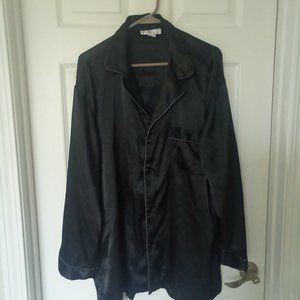 EUC ROUNDTREE AND YORKE SLEEP WEAR